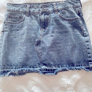 New never worn Apt 9 Jean skirt
